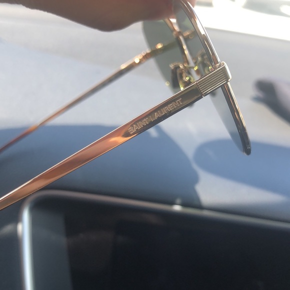 Saint Laurent gold classic 11 sunglasses - Picture 10 of 11